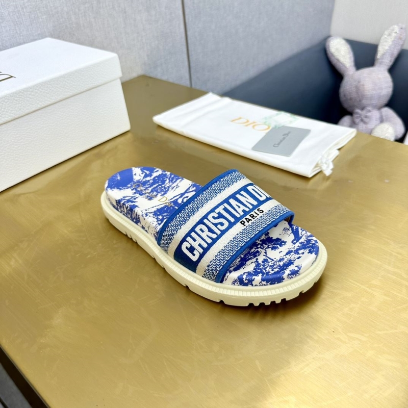ch**an D*or slippers